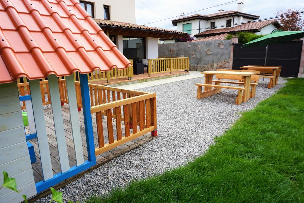 Apartamentos La Playina Llanes Exteriér fotografie